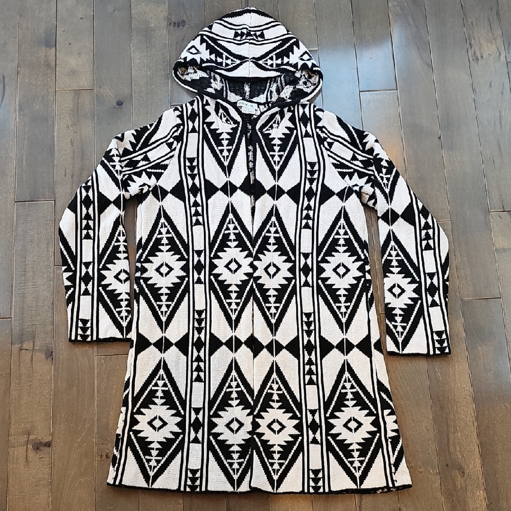 Orvis Women's Hooded Knit Sweater Cardigan, Black & White Aztec Print, Medium
